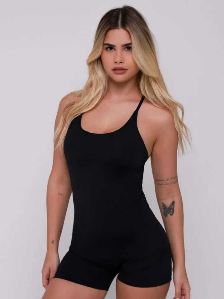 Macaquinho Bestie Preto