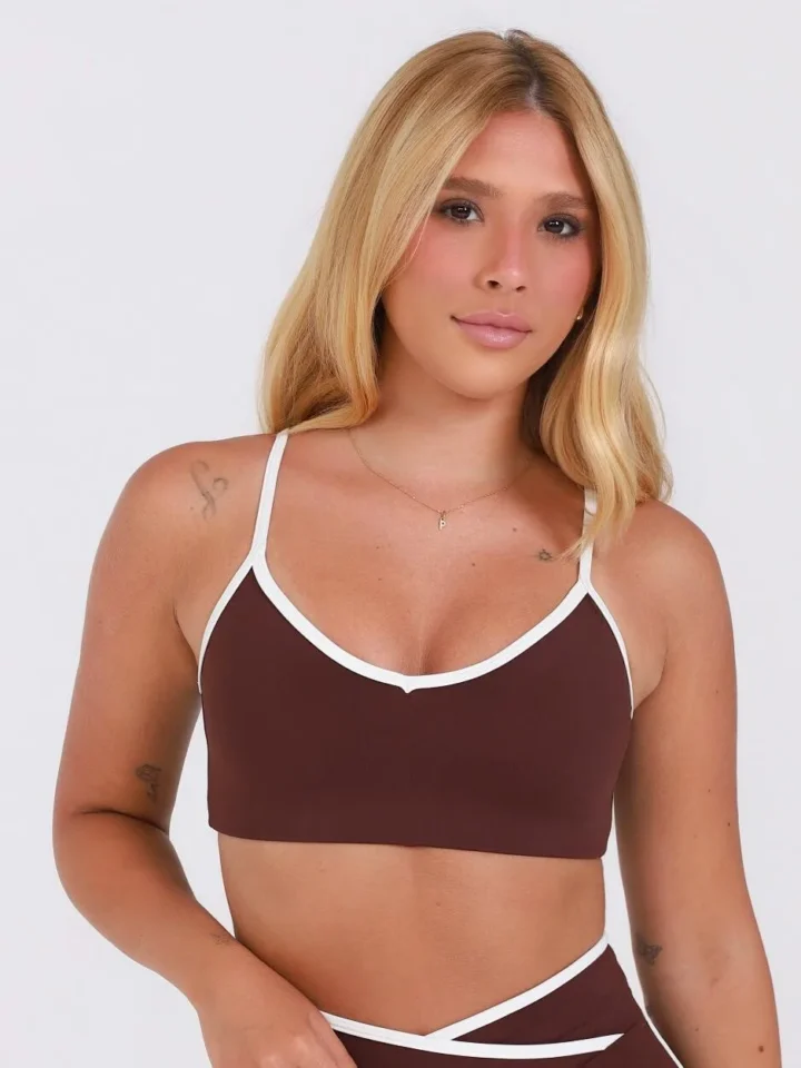 Top Contrast Espresso Com Off