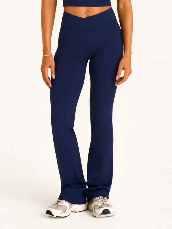 Calça Flare New Flex Azul Marinho