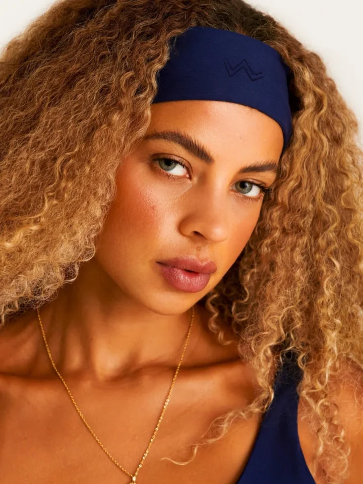 Faixa De Cabelo Bordada Azul Marinho